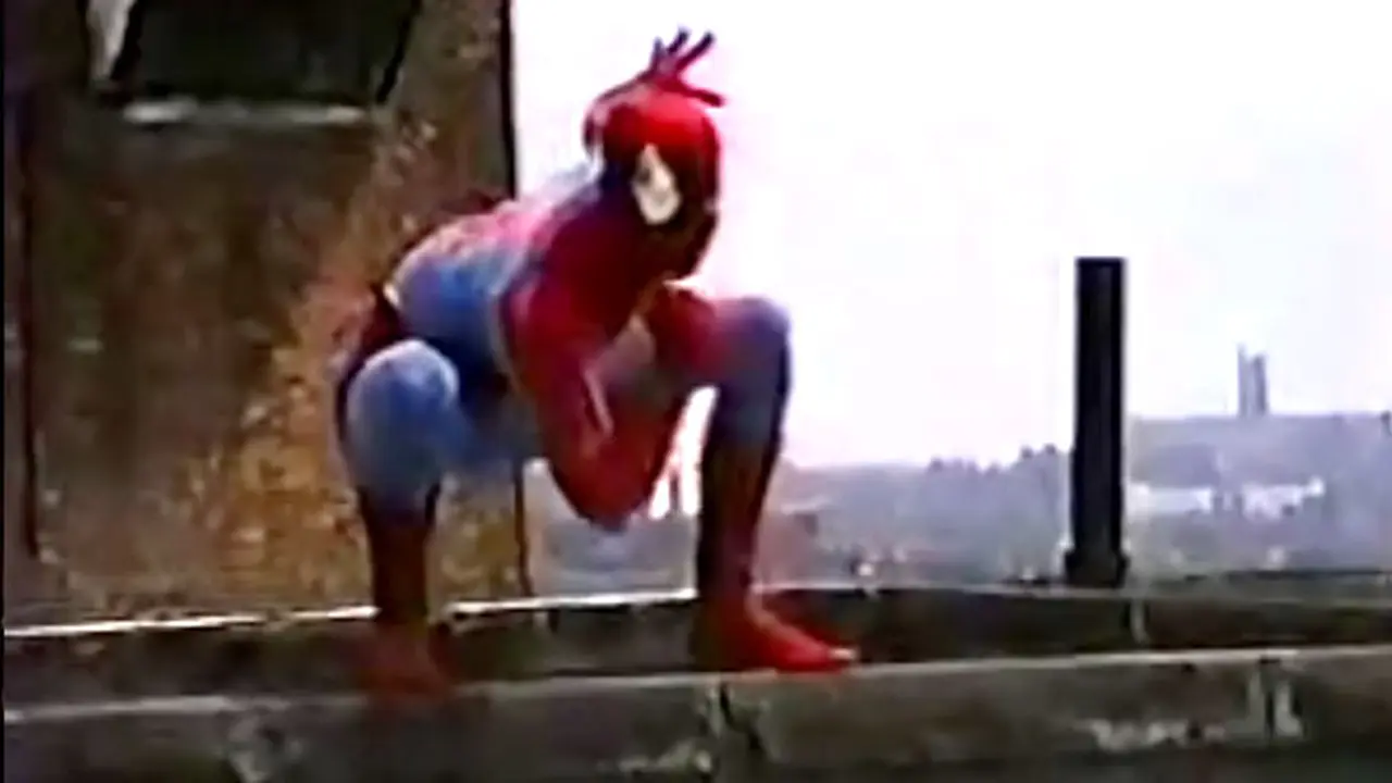 spiderman-2-131210b.jpg
