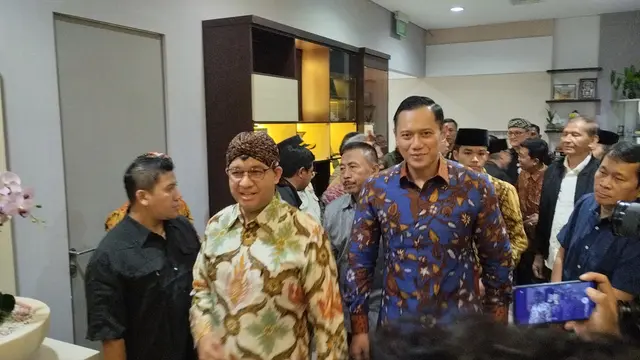Bakal Capres Anies Baswedan dan Ketua Umum Partai Demokrat Agus Harimurti Yudhoyono (AHY) di DPP PKS, Jalan TB Simatupang, Jakarta Selatan.
