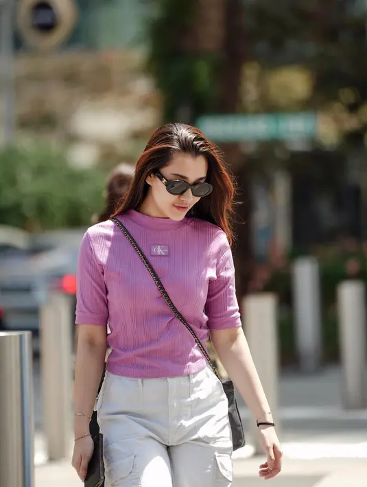 Penampilan Aaaliyah juga dipuji netizen yang menilainya tak berlebihan. [Foto: Instagram/aaliyah.massaid]