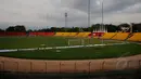 Stadion H Agus Salim Padang merupakan markas kesebelasan Semen Padang. Stadion ini dibangun pada tahun 1985 dan memiliki kapasitas 15.000 tempat duduk, Jumat (16/1/2015). (Liputan6.com/Johan Tallo)
