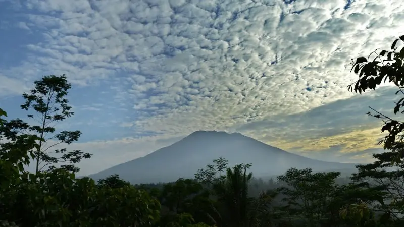 Gunung Agung Berpotensi Meletus, AS Rilis Travel Advice