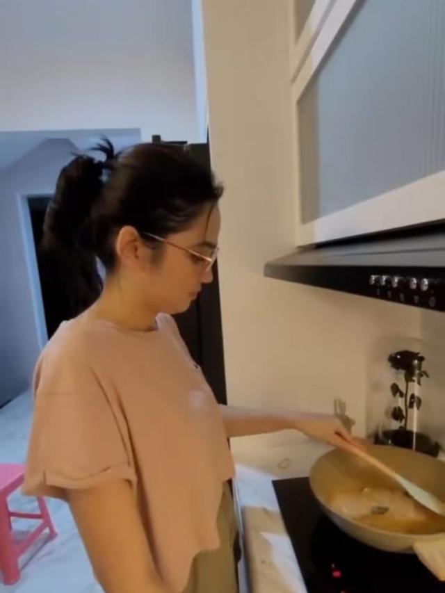 Kompor Induksi dan Oven Rapi Tertanam dalam Kabinet