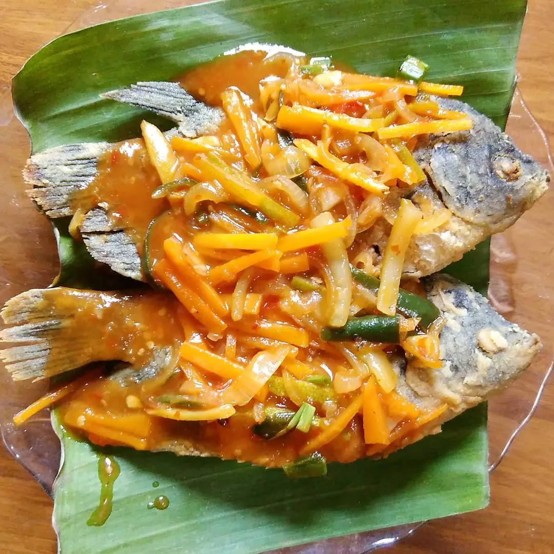 Ikan kuah asam, kuliner Labuan Bajo, Flores, NTT. (Sumber Foto: ihromfatmasaputri/Instagram)