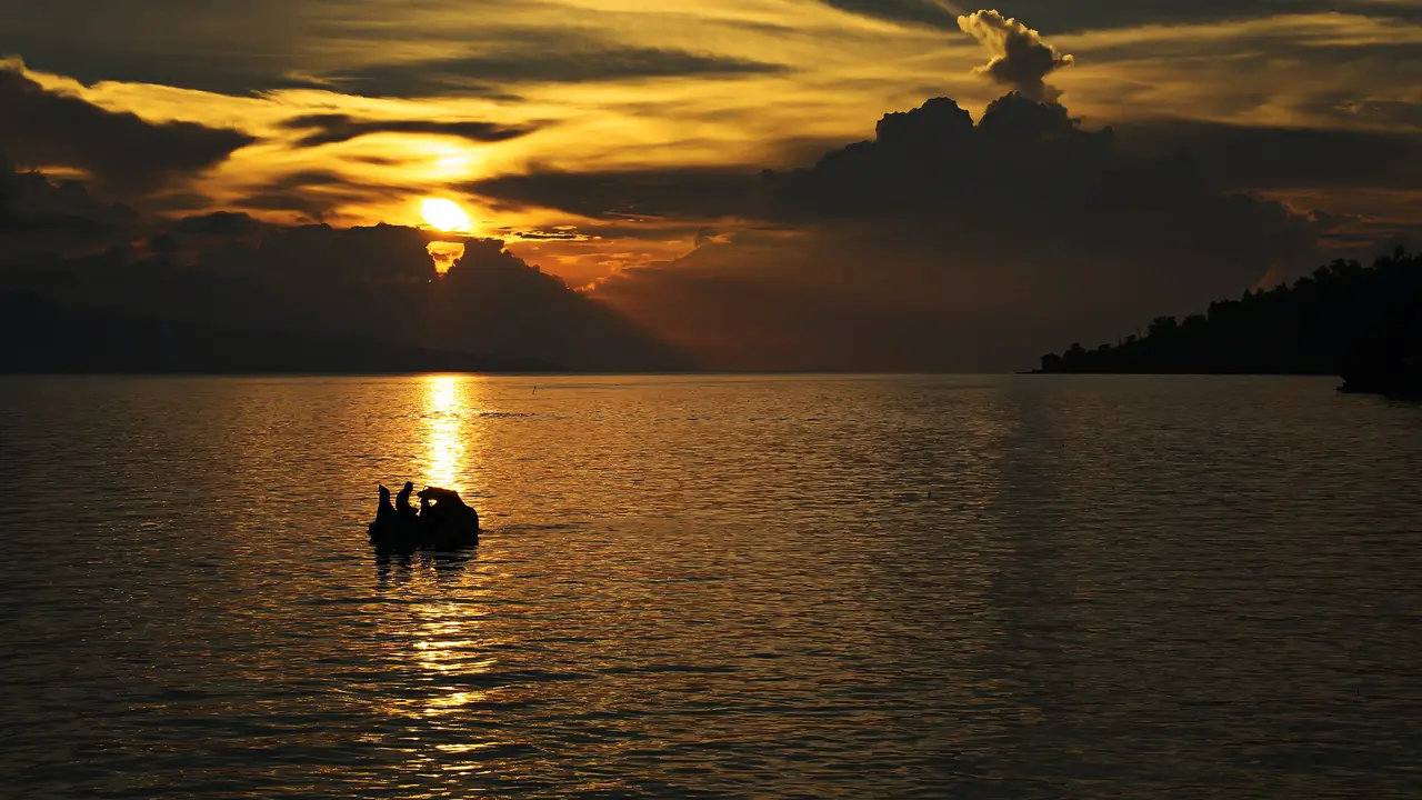 Ilustrasi Danau Toba