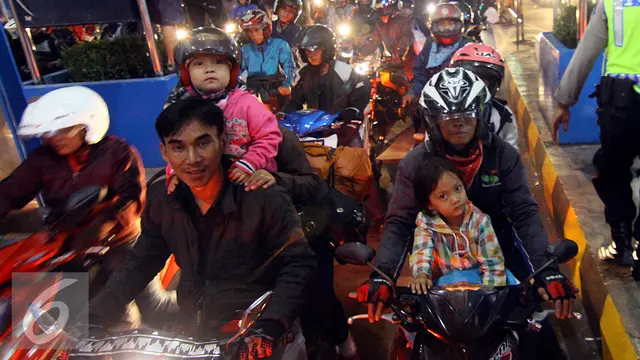 20150715-Mudik-Lebaran-Banten-Pelabuhan-Merak1