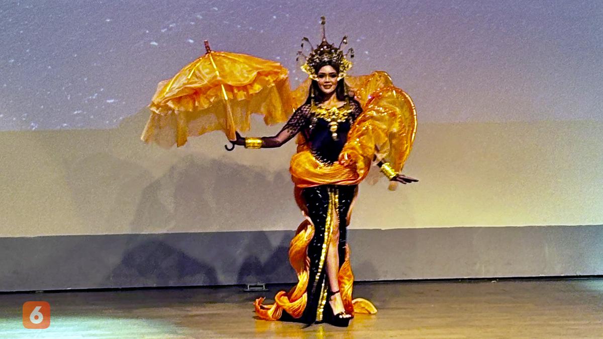 Konsep Unik Kostum Nasional Puteri Indonesia Pendidikan 2025 Rinanda Aprillya Maharani di Miss Charm 2025