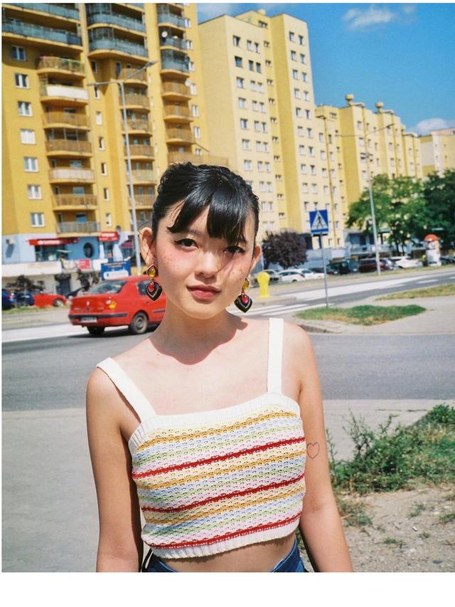 6 Potret Sonia Eryka Kakak Rich Brian Mantan Penyanyi Cilik