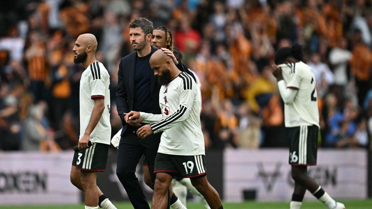 Michael Carrick Akui MU Memang Layak Kalah dari Hull City