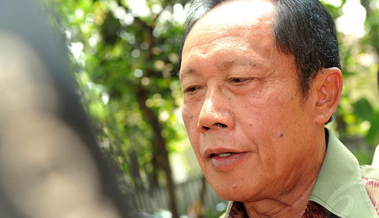 Ketua Umum PKPI Sutiyoso juga terlihat di rumah Ketua Umum PDIP Megawati Soekarnoputri, Jakarta, (5/10/14). (Liputan6.com/Faisal R Syam)