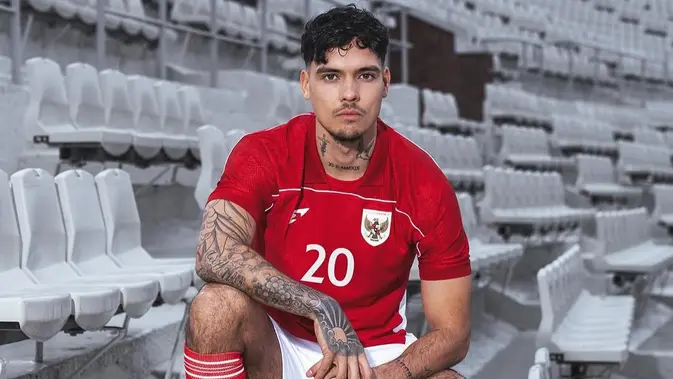 Bek Timnas Indonesia Shayne Pattynama Putus Kontrak dengan Klub Belgia - Gambar Asli