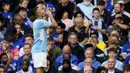 Manchester City berhasil membawa pulang poin penuh kala bertandang ke markas Chelsea pada laga pekan keenam Liga Inggris 2021/2022, Sabtu (25/9/2021). (AP/Alastair Grant)