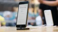 iPhone 8 Plus dipajang di Apple Store, Sydney, Australia. (Ian Knighton/CNET)