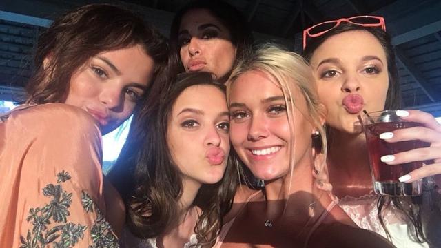 [Bintang] Selena Gomez