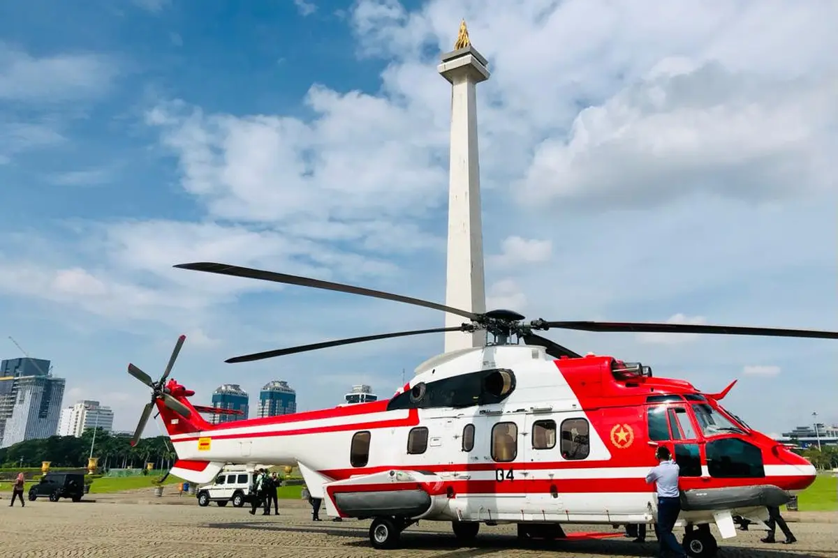 Presiden Joko Widodo atau Jokowi bertolak menuju Pelabuhan Patimban Kabupaten Subang, Provinsi Jawa Barat untuk melakukan kunjungan kerja,