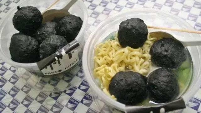 9 Potret Bentuk Bakso Nyeleneh, Ada Pocong Hingga Buaya