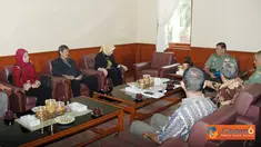 Citizen6, Bandung: Kegiatan ini, bermaksud dan bertujuan untuk bersilaturahmi dan sekaligus memperkenalkan Kepengurusan KKSS yang berada di wilayah Jawa Barat. (Pengirim: Pendam3)