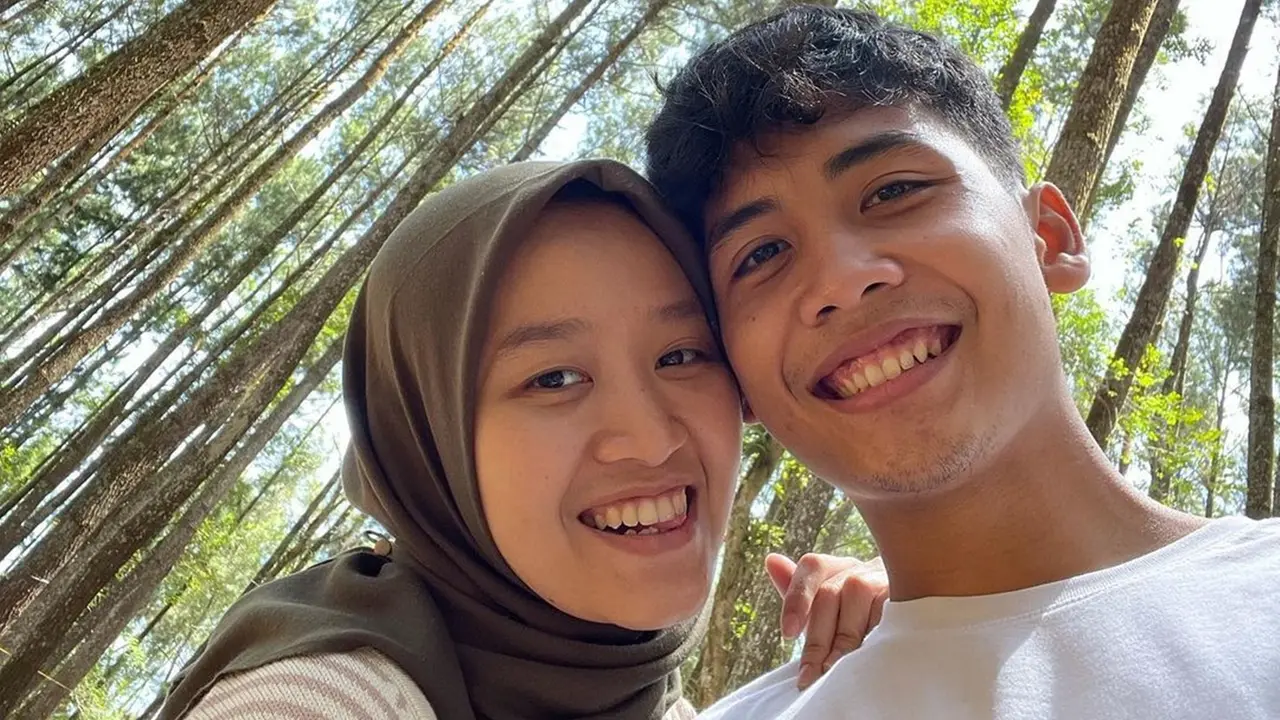 Alca, Istri Bintang Emon, Panik Dikira Positif Narkoba Gara-Gara Minum Obat Flu (Liputan6.com/IG/alcaoctvn)