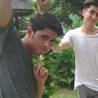 3 bintang Siapa Takut Jatuh Cinta, Aliando Syarief, Varrell Bramasta dan Natasha Wilona. (Instagram)