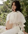 Jessica Iskandar sebentar lagi akan melahirkan anak keduanya. Ia pun telah membocorkan tempat lahiran anak ke-2nya yaitu di Jakarta. Sebelumnya, ia pun kompak melakukan maternity shoot bersama Vincent Verhaag dan El Barack Alexander.