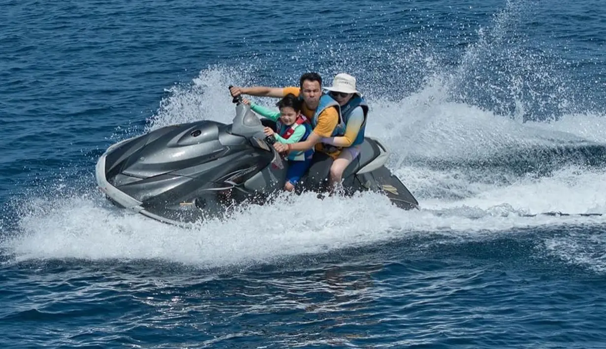 Raffi Ahmad dan Nagita Slavina (Instgram/raffinagita1717)