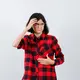 Asam lambung atau gastroesophageal reflux terjadi ketika asam dari lambung naik ke kerongkongan dan menyebabkan iritasi. [Dok/freepik.com]