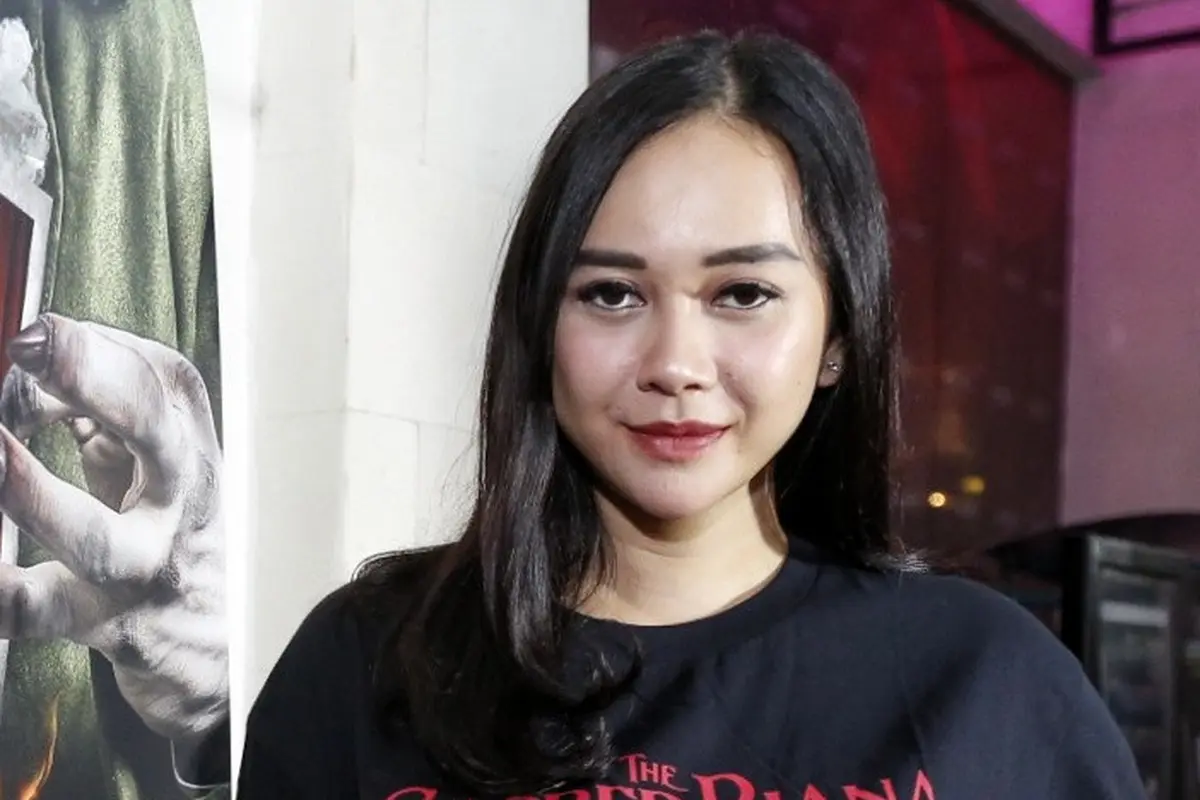 [Bintang] Aura Kasih