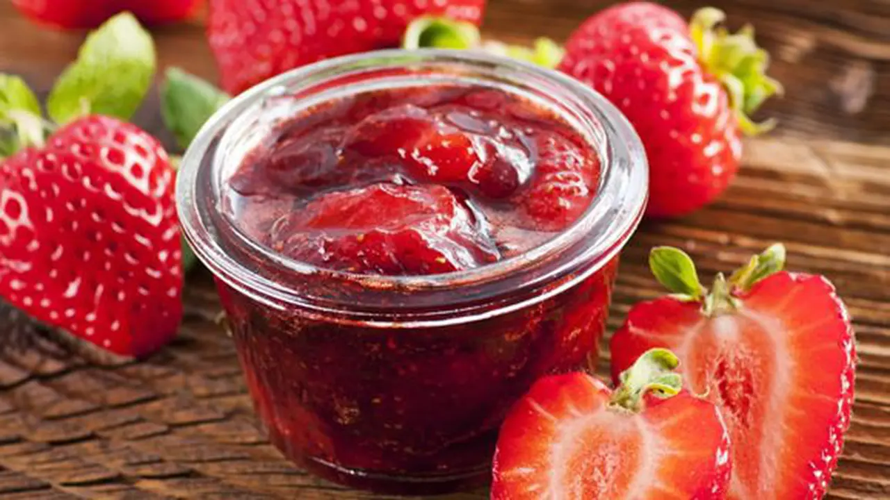 Selai strawberry homemade/copyright azernews.az
