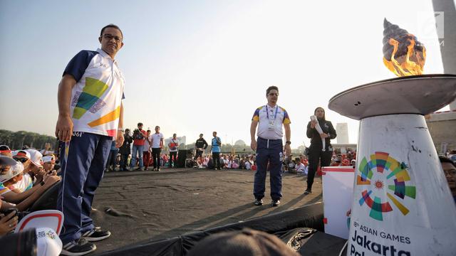 Puncak Kirab Obor Asian Games 2018, Anies Awali Estafet dari Monas ke GBK