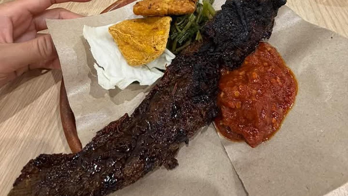 Lele Bakar Restoran Indonesia di Singapura Viral, Dijuluki Zombie Catfish