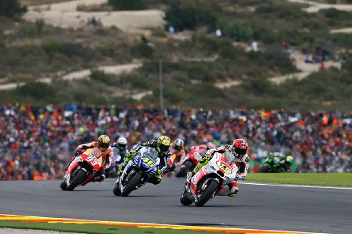 Netizen Anggap Kekalahan Valentino Rossi di MotoGP Hanya Drama