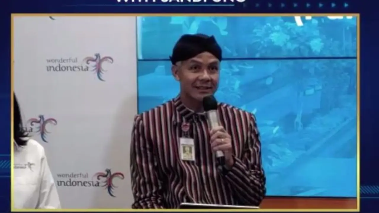 Gubernur Jateng Ganjar Pranowo di The Weekly Brief with Sandi Uno, Senin, 5 Desember 2022