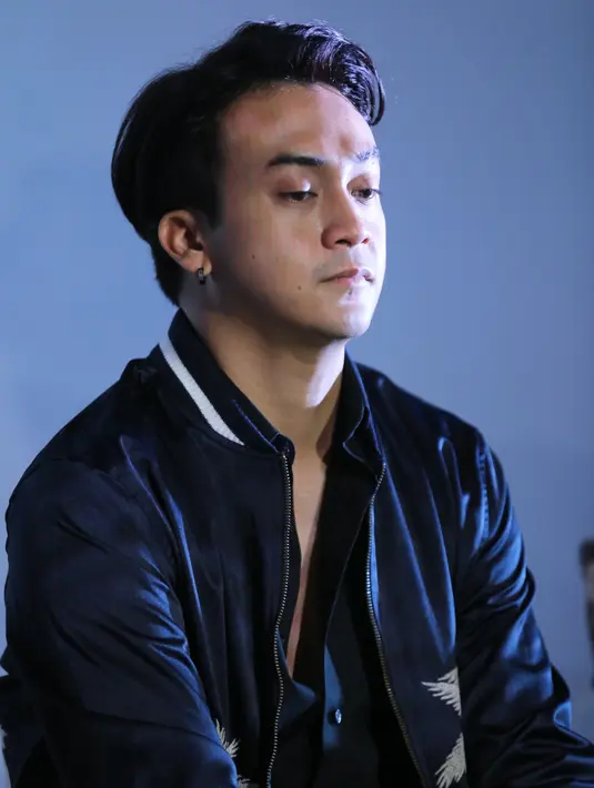 Suasana lokasi syuting ditinggalkan selama belasan tahun, membuat Dimas Andrean merasakan kangen. Hal itu yang membuatnya kembali ke dunia yang membesarkan namanya.  (Adrian Putra/Bintang.com)