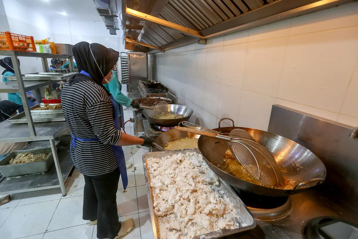 Realisasi Anggaran MBG Hingga Awal Oktober 2025 Capai Rp 20 Triliun