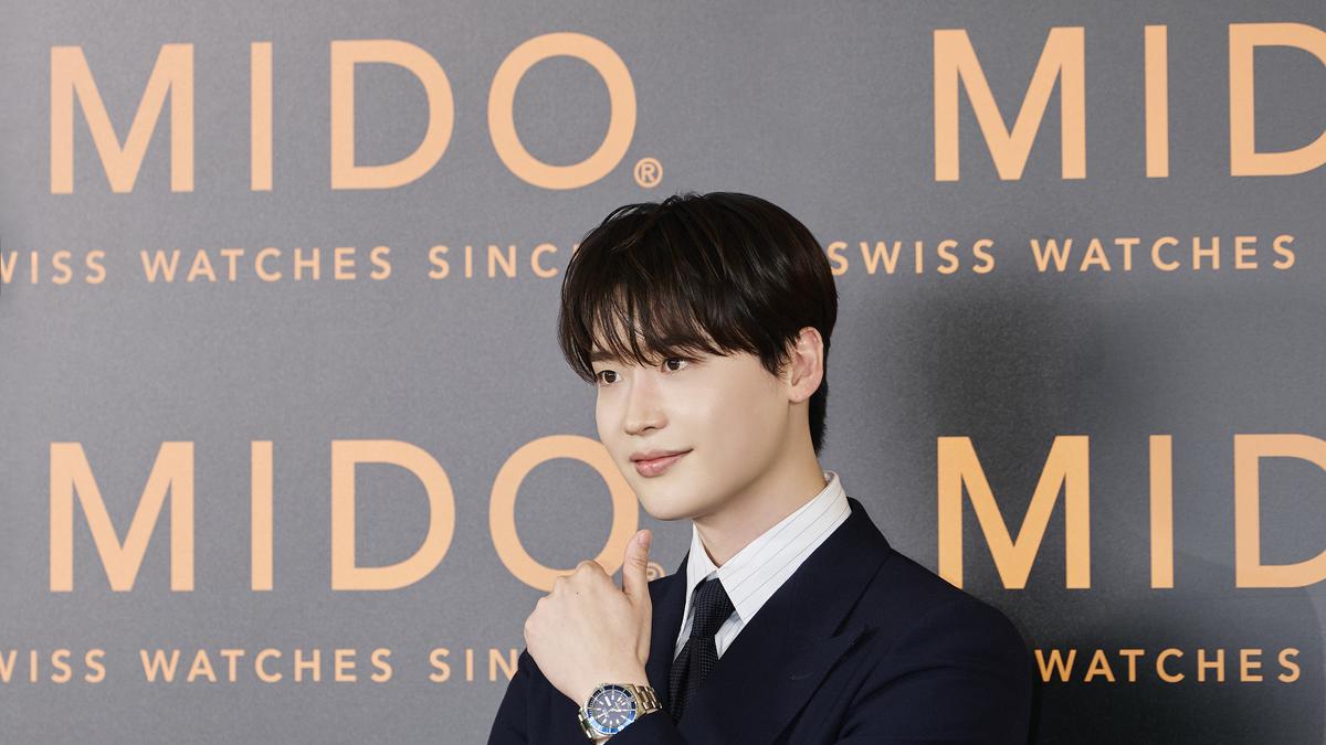 Potret Lee Jong Suk, Perdana Tampil sebagai Duta Jam Tangan Asal Swiss