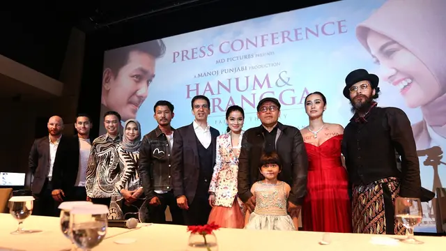 [Fimela] Preskon film Hanum Dan Rangga