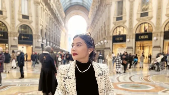 Prilly Latuconsina (@prillylatuconsina96)