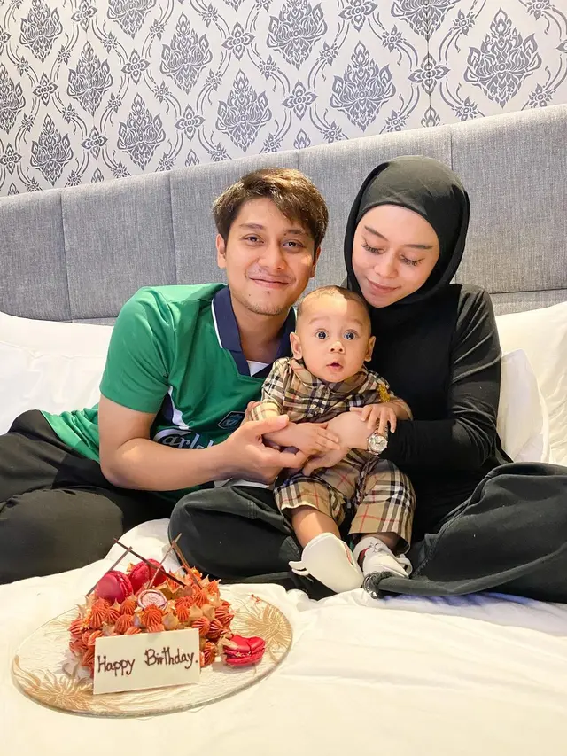 6 Momen Lesti dan Rizky Billar Kompak di Rumah, Dikabarkan Sudah Seatap Lagi