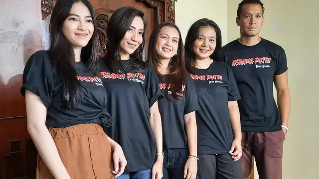 [Fimela] Cast Film Asrama Putri