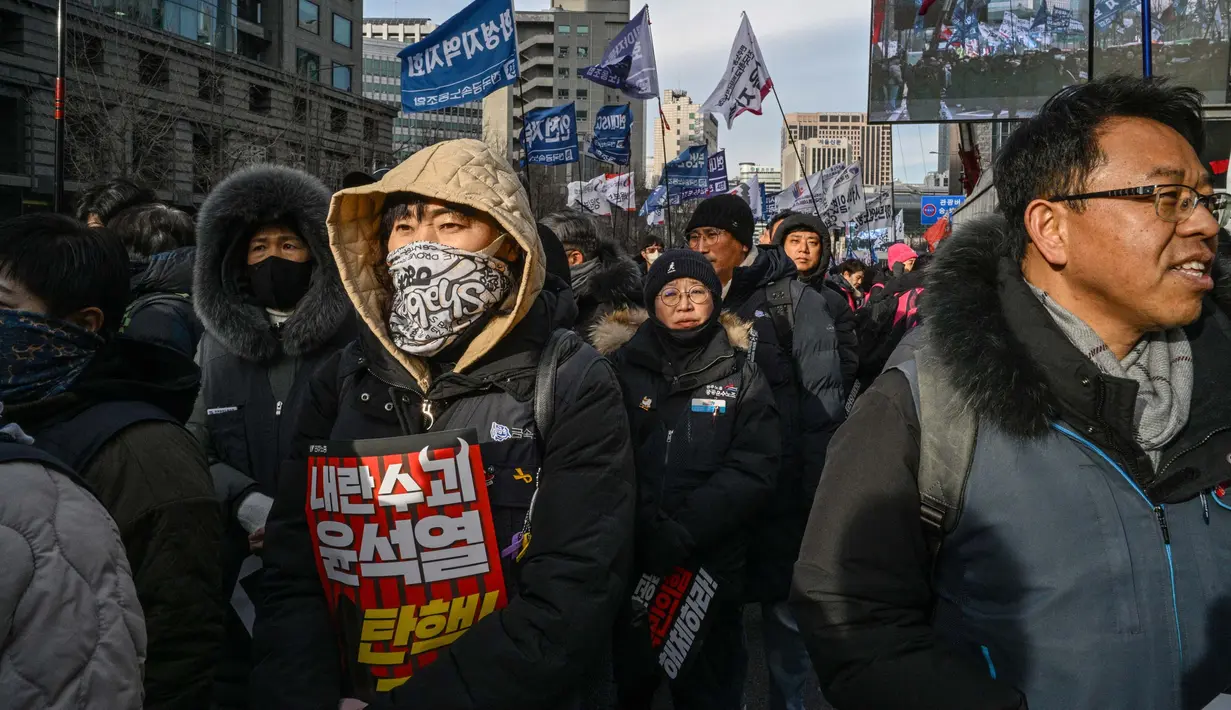 Sebelumnya, akhir pekan lalu, upaya anggota parlemen oposisi Korea Selatan untuk memakzulkan Presiden Yoon Suk Yeol gagal. (ANTHONY WALLACE/AFP)
