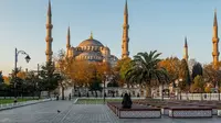 Ilustrasi Blue Mosque di Turki (dok.unsplash/ Lewis J Goetz)