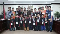Catatan emas ditoreh tim sepakbola Garuda U-13 Lampung yang menjuarai National Cup (Turnamen Nasional) Sekolah Bola Anak Indonesia (SBAI).