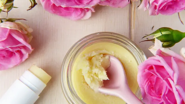 Cara membuat lipbalm dari shea butter