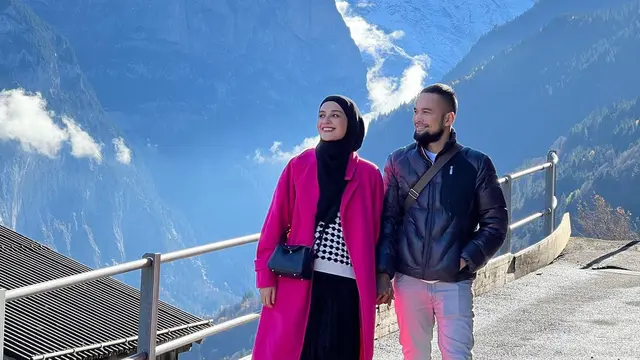 Bak Honeymoon, Ini Momen Liburan Shireen Sungkar dan Teuku Wisnu di Eropa