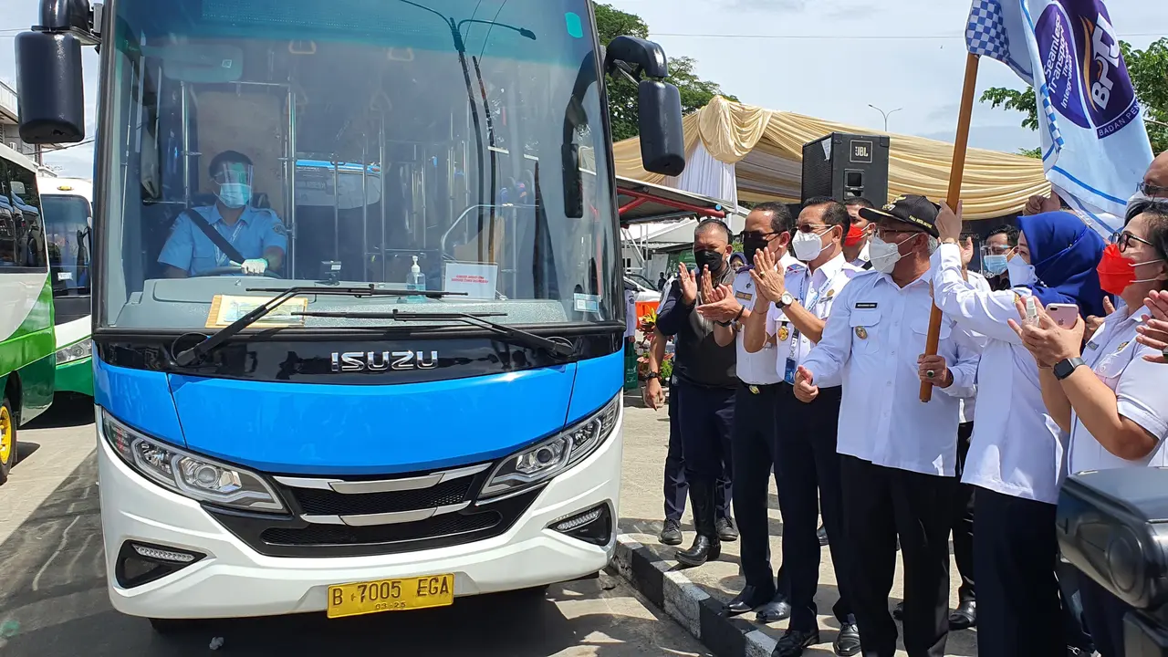 Pemkot Depok Luncurkan Bus DGol