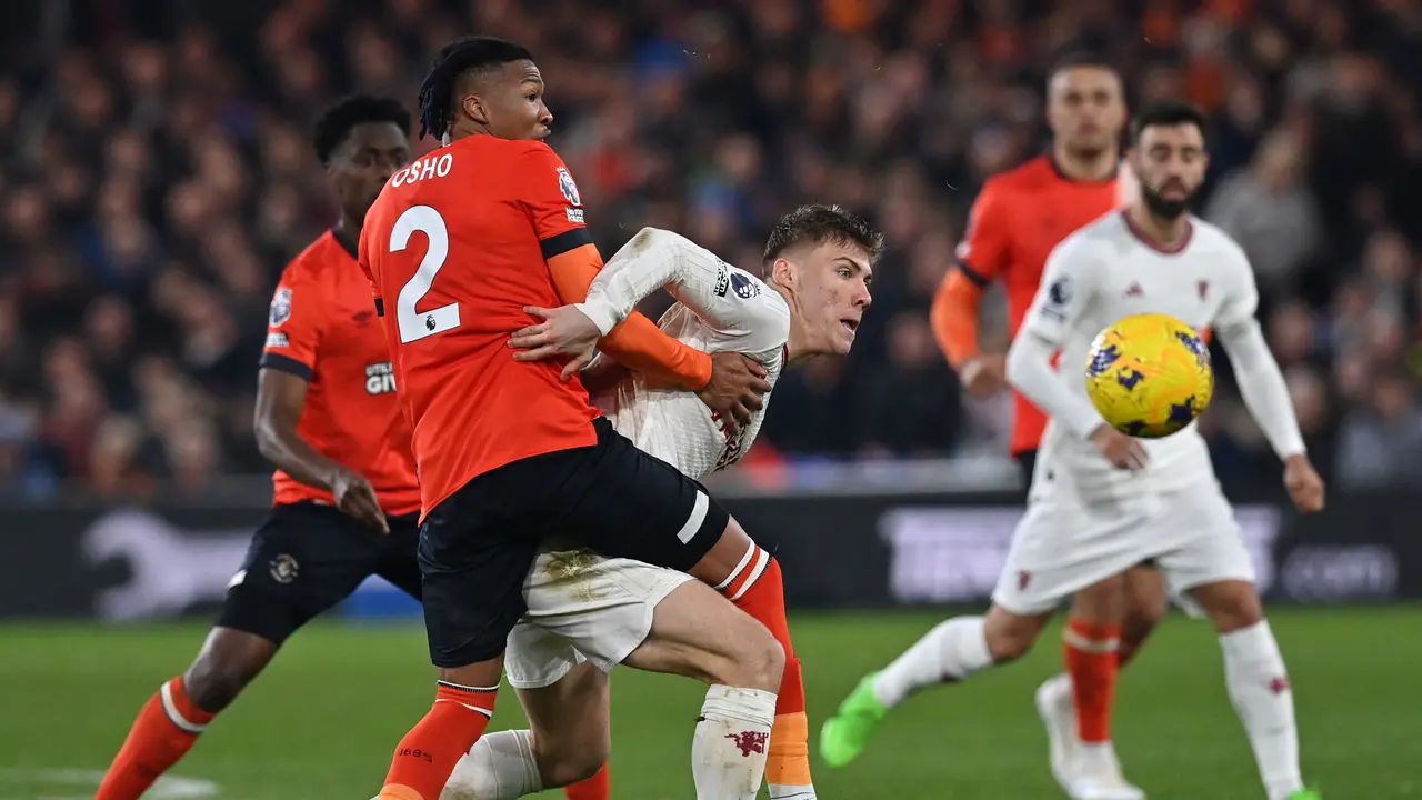 Luton Town Vs MU
