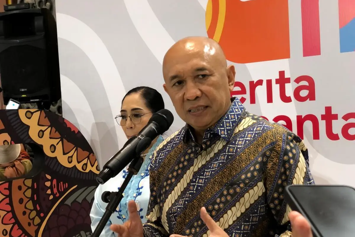 Menkop Teten Masduki Tegaskan Tak Ada Larangan Warung Madura Buka 24 Jam