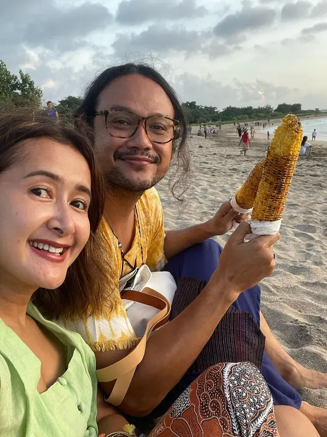 [Fimela] Widi Mulia dan Dwi Sasono