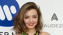 Sebagai seorang janda berumur 33 tahun dan memiliki seorang putra, Miranda Kerr masih mempunyai daya tarik tersendiri. Wajah cantik dan bentuk tubuh yang indah menjadi alasan utama penemu Snapchat, Evan Spiegel jatuh hati. (AFP/Bintang.com)