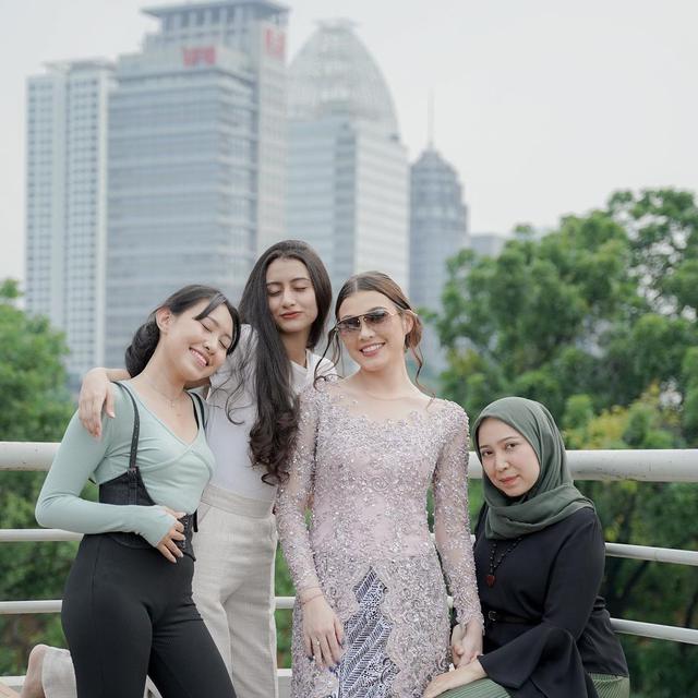 6 Potret Bahagia Wisuda Haviza Devi Anjani, Raih Gelar Sarjana Psikologi