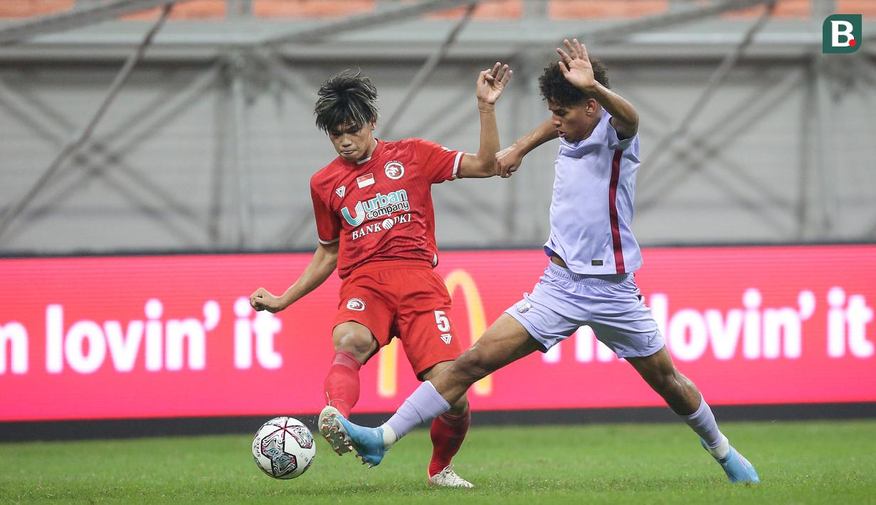 Pertandingan kedua mempertemukan Indonesia All Star U-20 melawan Barcelona U-18. (Bola.com/Bagaskara Lazuardi)